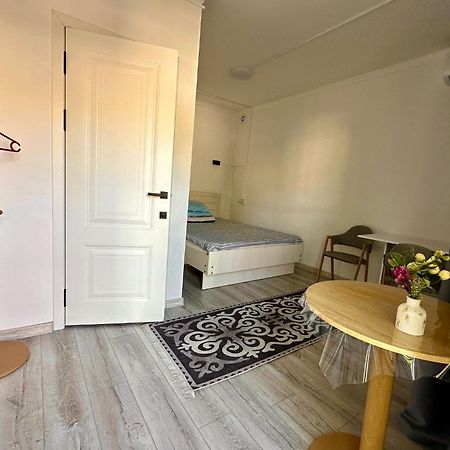 Nomads Home Biszkek Zewnętrze zdjęcie
